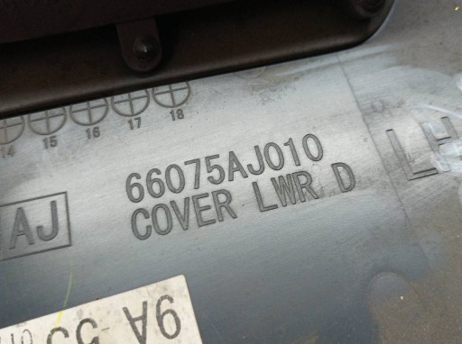 Couverture tablier moteur Sous Volant KOLUMNE Gauche Chauffeurs 66075AJ010 Subaru Legacy V