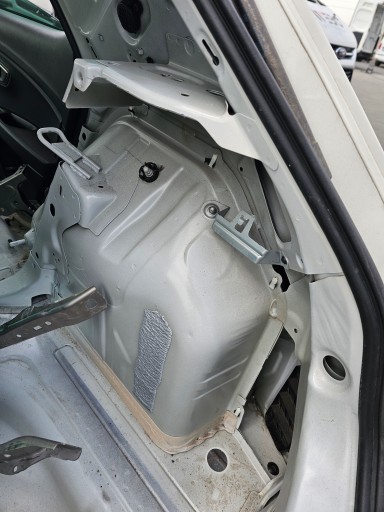SEAT LEON III 3 HB Longeron Arrière Droit Aile Droite LB9A