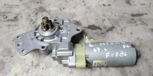 3B0959761AF - SUPERB І LIFT 07R ДВИГУН СИДІННЯ ЛІВИЙ ЄВРОПА