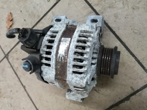 Volvo v50 s40 ii c30 c70 2.4b генератор 30667103