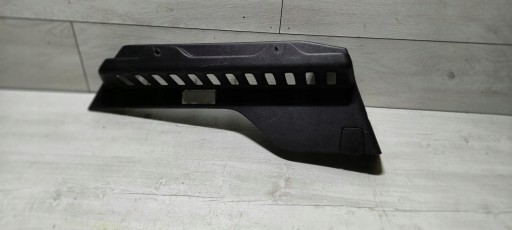 holder polki rear part left Peugeot 2008 14r