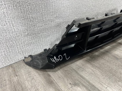 VOLVO XC60 II R-design LIFT 2021-> mitte lüftungsgitter der stoßstange vorne 32234959