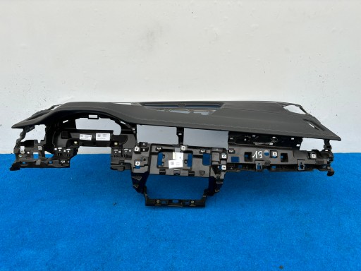 AUDI Q8 4M dashboard instrument panel console below display HUD 4M8857033 NR19