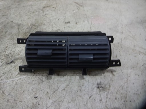 ЦЕНТРАЛЬНА ВЕНТИЛЯЦІЙНА РЕШІТКА HONDA JAZZ II 02-