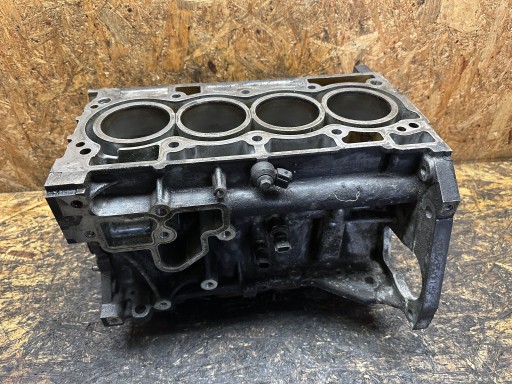 БЛОК ДВИГАТЕЛЯ ПОРШНИ НИЖНЕГО ВАЛА 1.6 NISSAN MR16