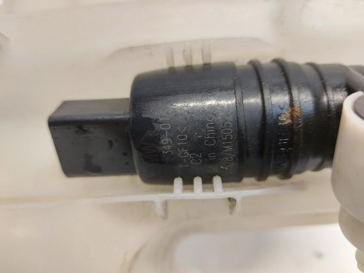 BMW i3 i01 REX washer fluid tank 7304020