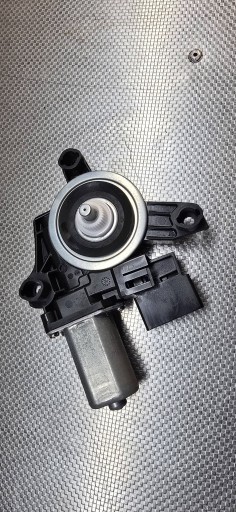 Bmw x1 u11 2022 моторчик подъема стекла задней двери 5a18f14