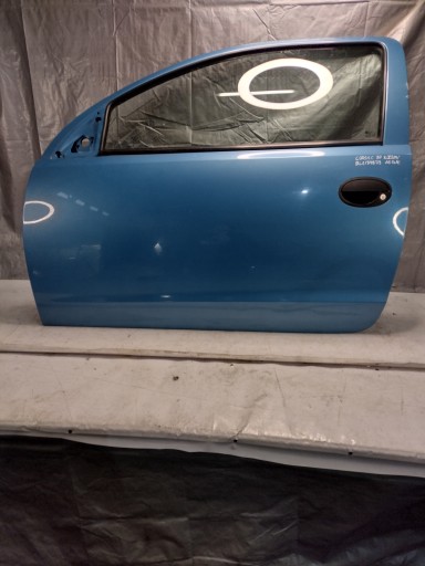 dveře levý předek Opel Corsa C 3D k: Z20N