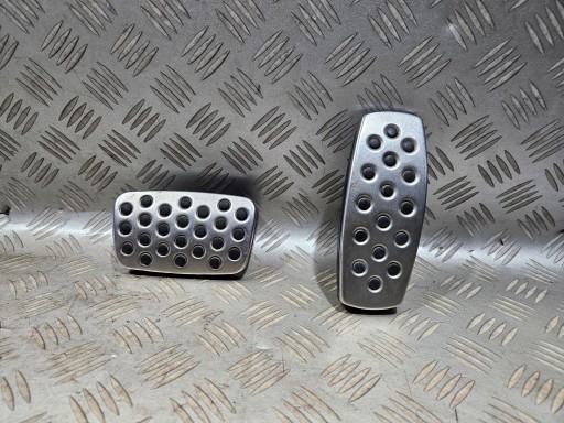 ПЕДАЛІ ПОКРИВАЮТЬ АВТОМАТИЧНІ ЗНАКИ A OPC LINE