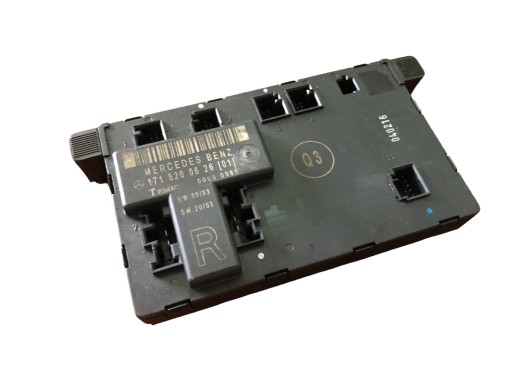 MERCEDES SLK R171 модуль двери 1718200626