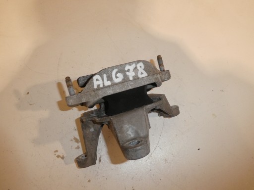 tartó csapágy váltó AUDI A4 A5 8K0399115R