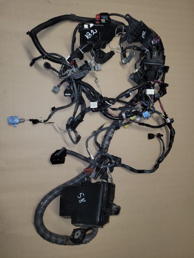 БЛОК ЗАПОБІЖНИКІВ TOYOTA YARIS III