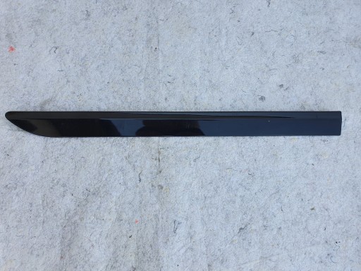 НАКЛАДКА ЗАДНЕЙ ПРАВОЙ ДВЕРИ MERCEDES R W251