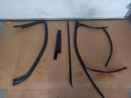 9Y0837431B - Дверь уплотнения дверь дверь осталась кайенной III 9y