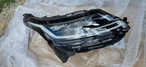 RANGE ROVER VELAR LIGHT RIGHT L560 LASER