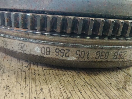 VW AUDI SKODA 2.0TDI CBD wheel flywheel 03G105266BD A800