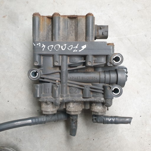 0013271325 - Actros mp4 mp3 axor arocs atego antos клапан регулировки подвески