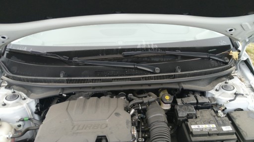 13 - Лобовое стекло HYUNDAI I20 21 год