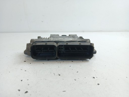 OPEL VECTRA C SIGNUM 1.9 CDTI control unit of the engine 55205632