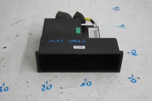 Панель мультимедійного інтерфейсу 8E0857925B AUDI A4 B7