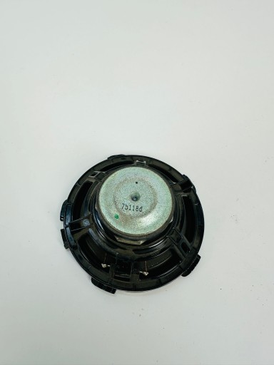 MERCEDES W213 hangszóró DESKI táblák