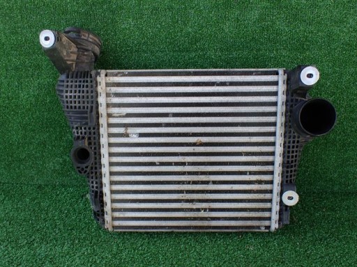 PORSCHE MACAN GTS TURBO intercooler