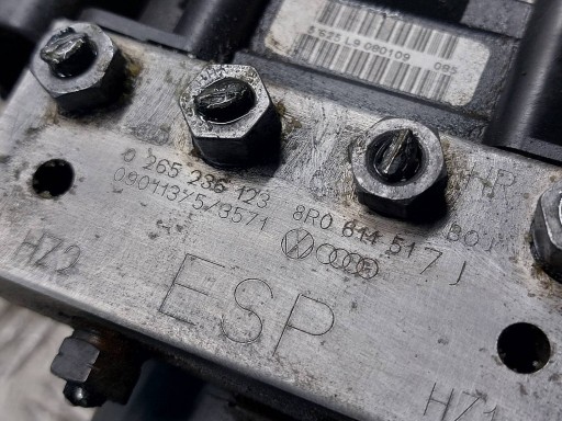 pump control unit ABS AUDI Q5 8R 8R0614517J 0265236123