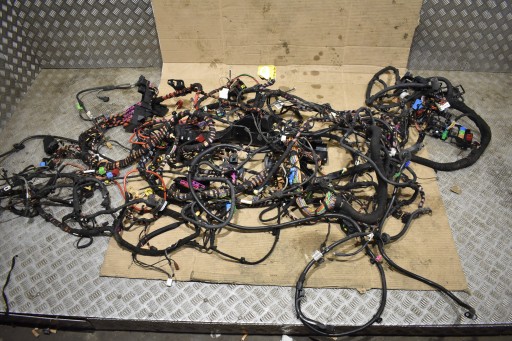 Идеальная электроустановка porsche macan 3.0i 17 1