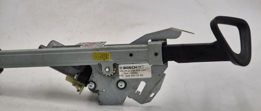 PODAJNIK OSSATURA sinistra Anteriore MERCEDES W209 CLK A2098600582 BDB!!
