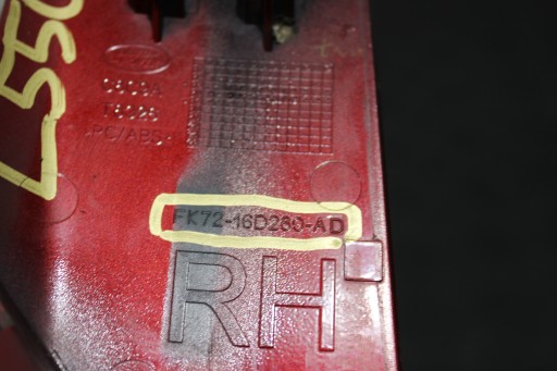 Verschlußstopfen Blende Abdeckung des Kotflügels rechts LAND ROVER DISCOVERY SPORT L550