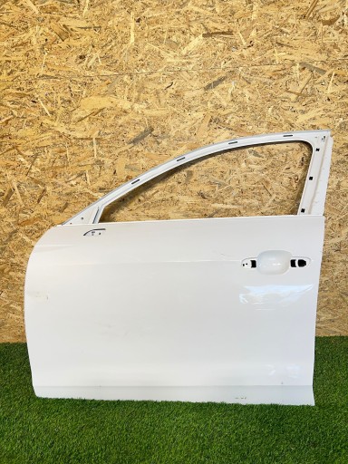 8W0831051B - Спереди левый Audi A4 B9 Lift