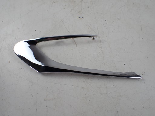 Хромована накладка бампера для Peugeot 308 P24000310-000MT