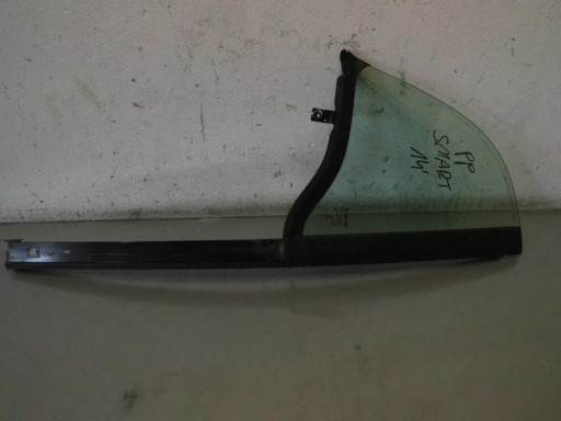 СКЛО ПРАВЕ МАЛЕНЬКЕ SMART FORFOUR II 14 R