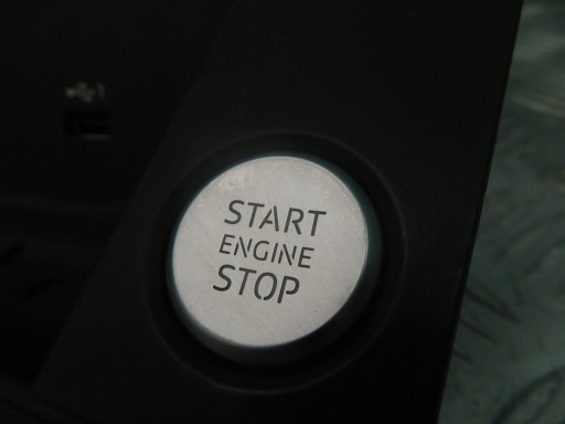 PANEL USB START STOP AUDI A5 8W 2.0 TFSI 19R