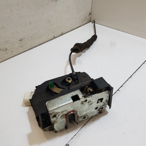 lock door left rear part rear LAND ROVER FREELANDER 8 PIN