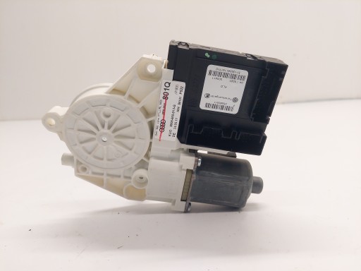 (konrad199915) - Электродвигатель стеклоподъемника левый передний audi a3 8p sportback 8p0959801q