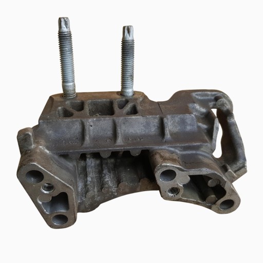 FORD FOCUS MK3 KOMBI HB 11-15R 1.6 TDCI engine mount