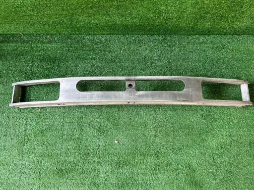 Porsche 944 968 sider front below bumper