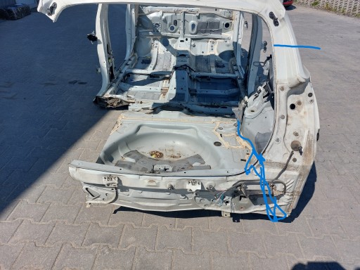 TOYOTA AURIS II 2 HB 12-18r LAMIERATO POSTERIORE posteriore Coppa