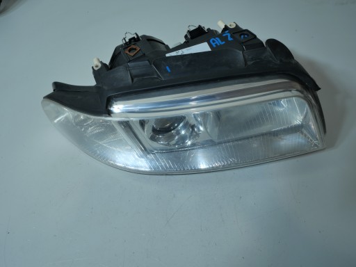 light front right TYC 20-A005 AUDI A4 B5 FL replacement