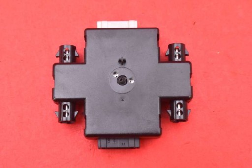 amplifier ANTENY 9231518 BMW F30 F31 11-16