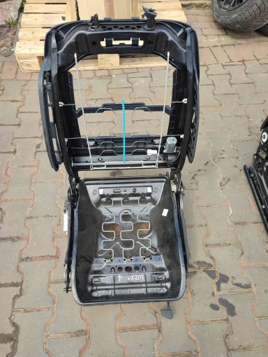 Mercedes-Benz GLK (X204) 2013 front right support seat of the passenger