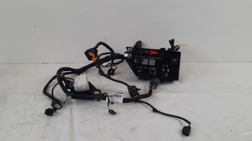 VOLVO XC40 2.0 B/Z КОРОБКА ЗАПОБІЖНИКІВ 31473880