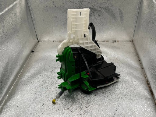 lock door right front KIA CARENS IV SUV 81320-A4010 !J