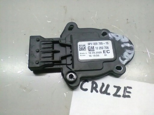 Sensor potentiometer Gas CHEVROLET CRUZE 13252704