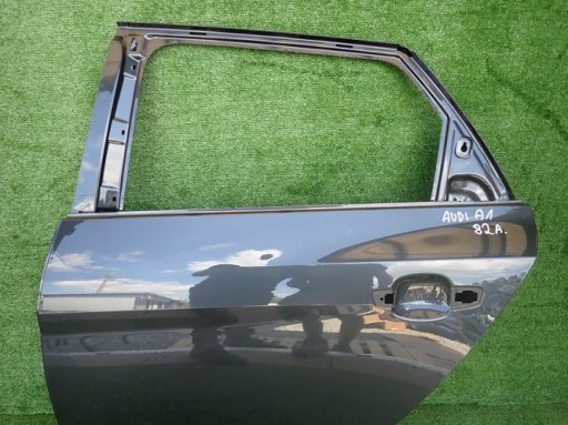 AUDI A1 19- door left rear. rear part