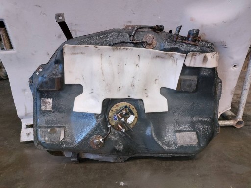 БАК ПАЛИВНИЙ БАК + НАСОС MAZDA 323F BA 1.8 16V