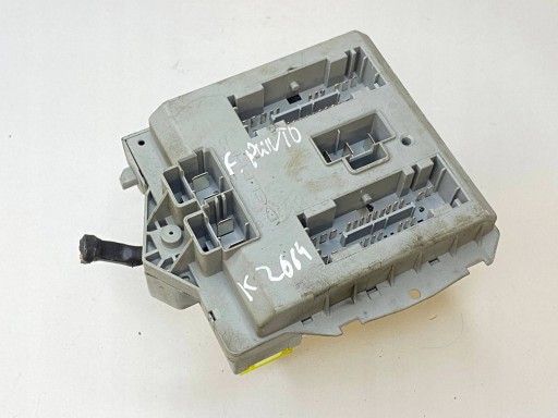 Module fusibles Fiat Punto 2 facelift 2004 46835427