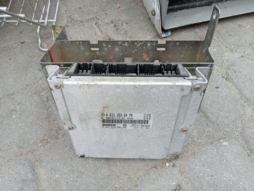 6111536979 - Эбу управления двигателем mercedes vito w638 2.2 cdi