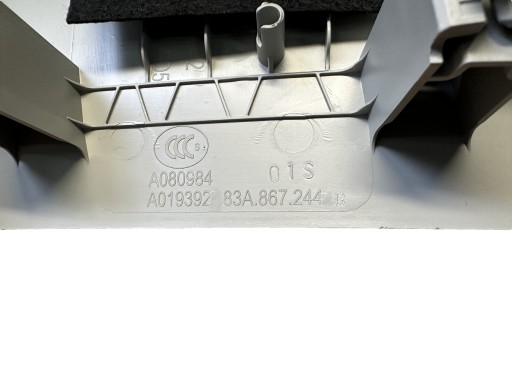 AUDI Q3 83A cover SLUPKA right 83A867244B